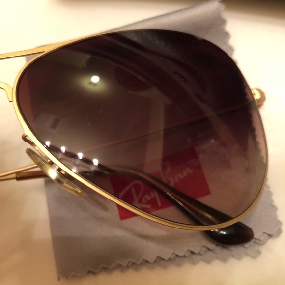 Ray-Ban Aviators - Picture 7 of 10